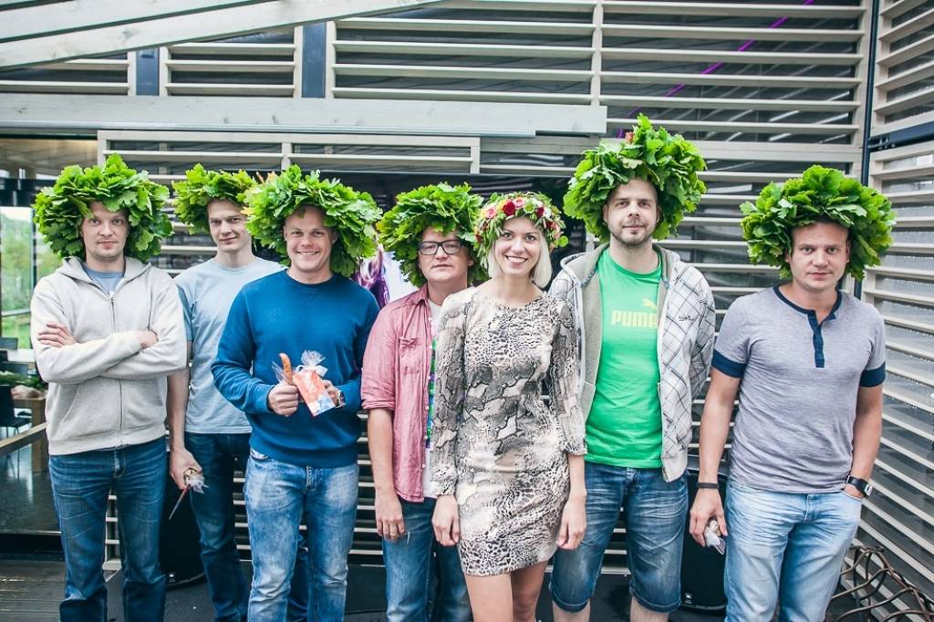 Svētkus ielīgo Jāņi un Līgas: Palkavnieks novēl svētkos izrauties no pilsētas burzmas