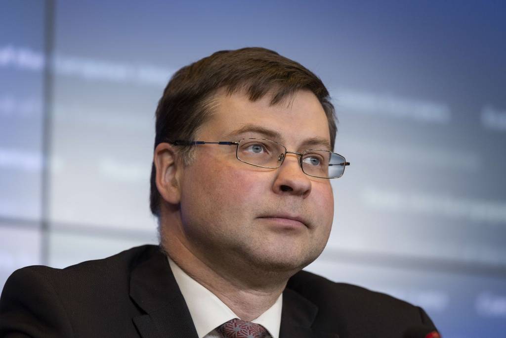 Dombrovskis: Grieķijas piedāvātais risinājums ir pilnveidojams, bet dod cerību