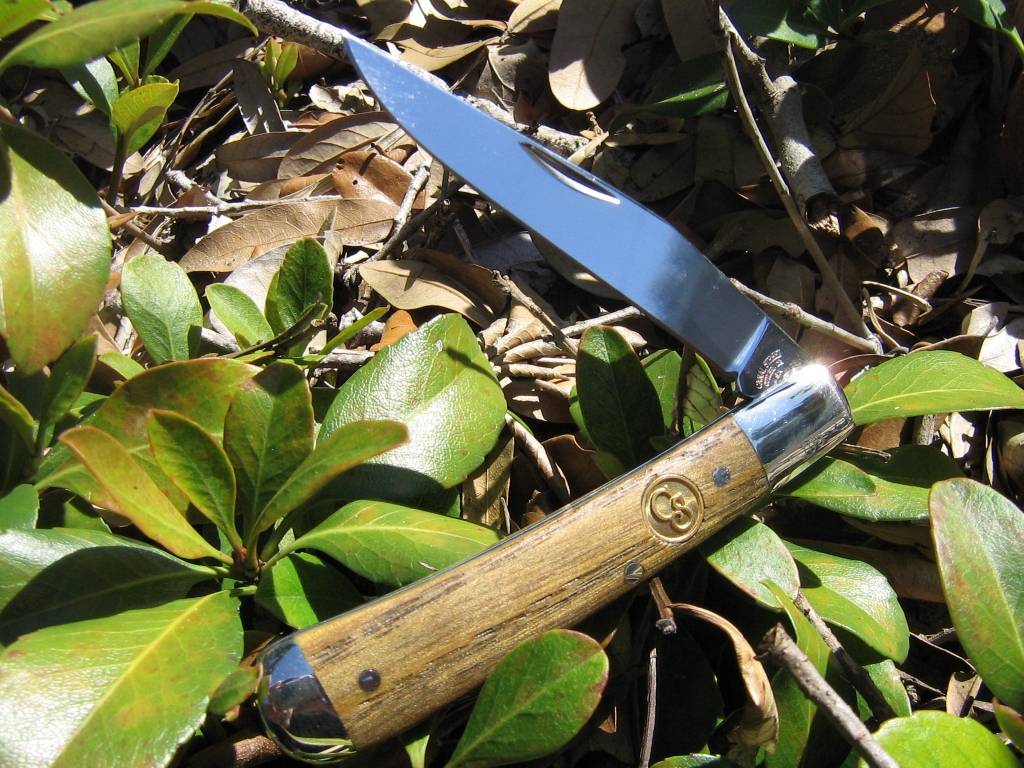 Liepājā uz ielas atrod sadurtu vīrieti