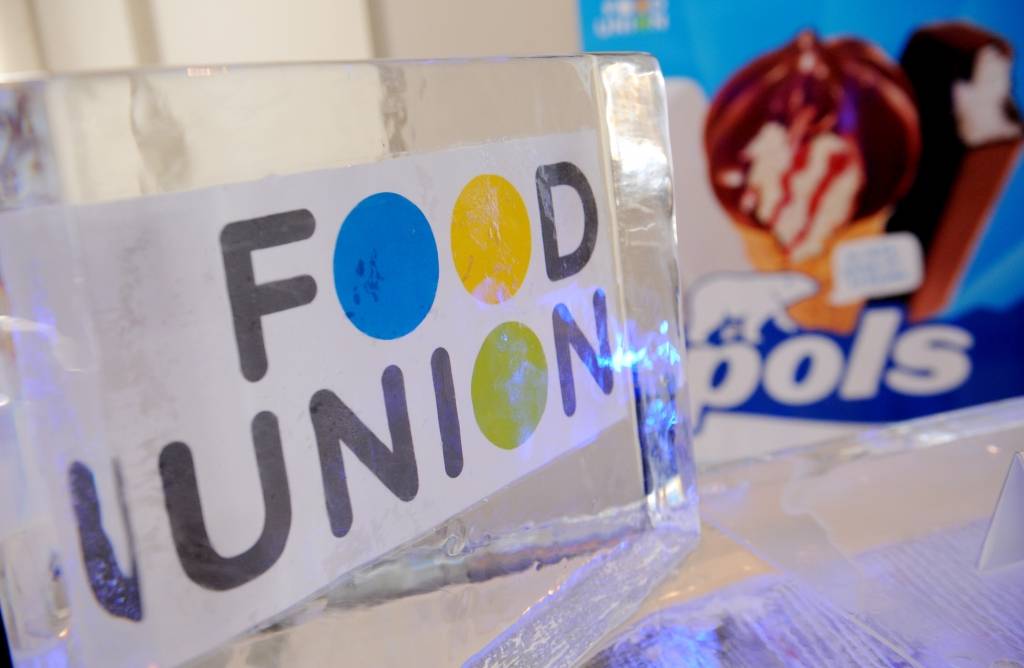 Food Union gatavojoties pirkt Rīgas piensaimnieku