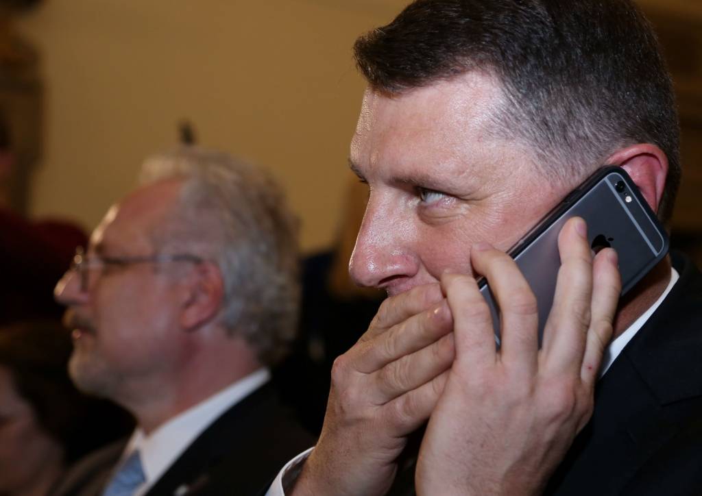 Dienas tēma: Prezidents nedrīkst būt izkārtne 