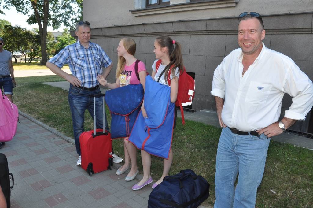 FOTO: Uz Dziesmu un deju svētkiem dodas pirmie Liepājas bērnu un jauniešu kolektīvi