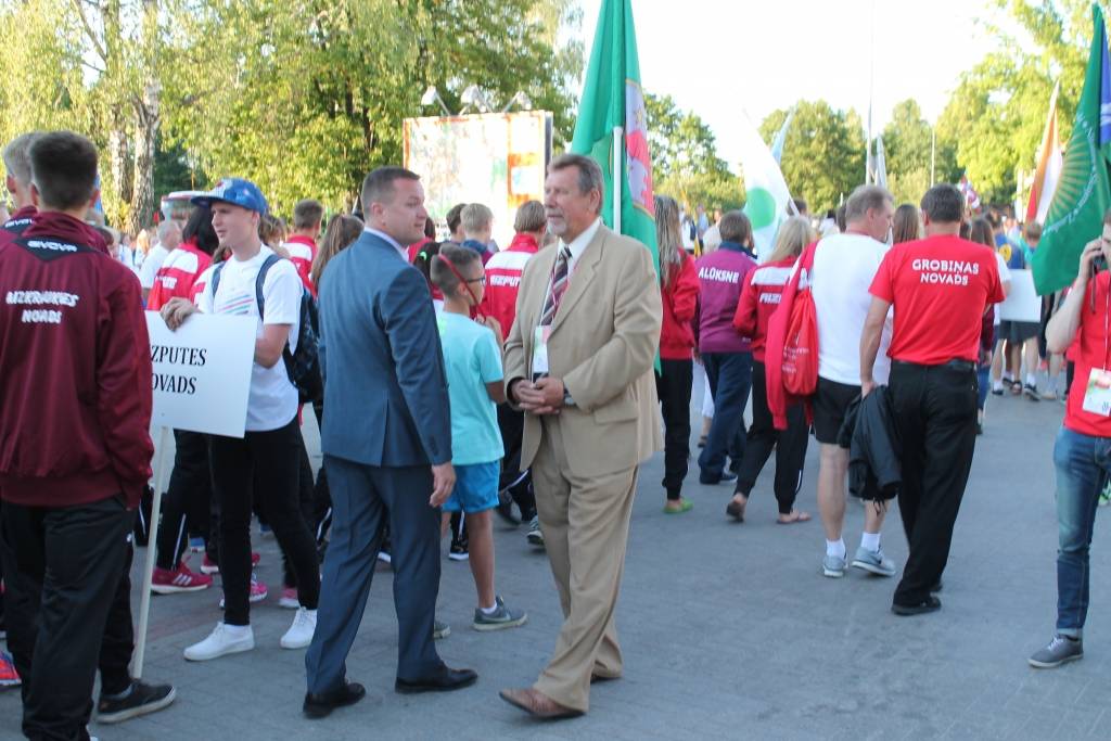 FOTO: Latvijas Jaunatnes vasaras olimpiādes atklāšana Valmierā