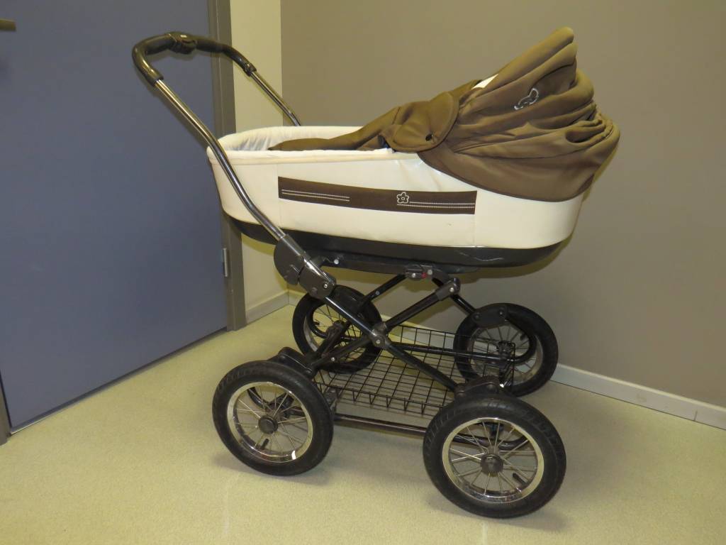 Lūdz atsaukties bērnu ratiņu īpašniekus