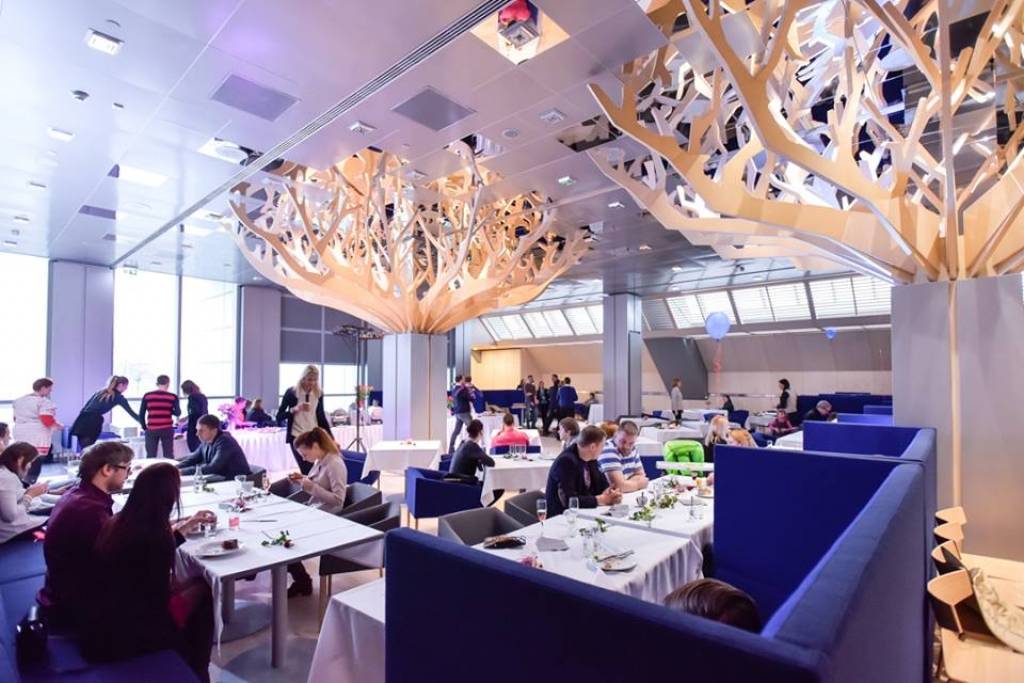 Papildināta - Gaismas pils restorāna nosaukums būs Kleever; VVC to sauc par nepieņemamu