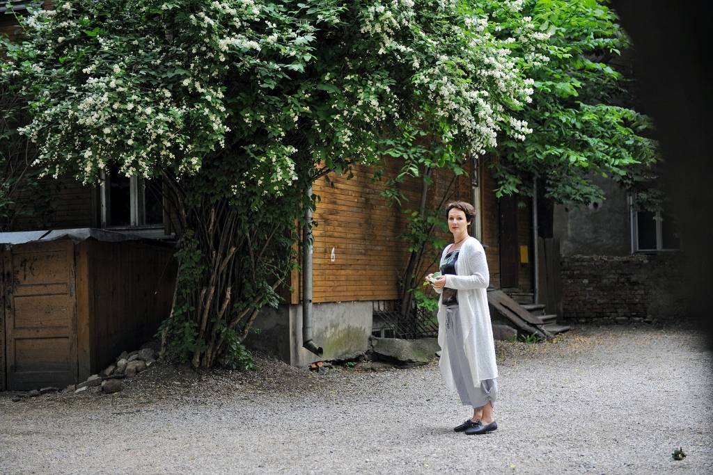 Indra Roga: Kur tik ej, tur Rainis priekšā gaida