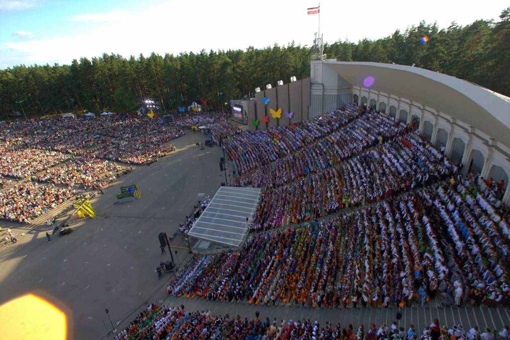 Ģenerālmēģinājumā Mežaparkā mediķi palīdzību snieguši 500 bērniem, deviņi atrodas slimnīcā