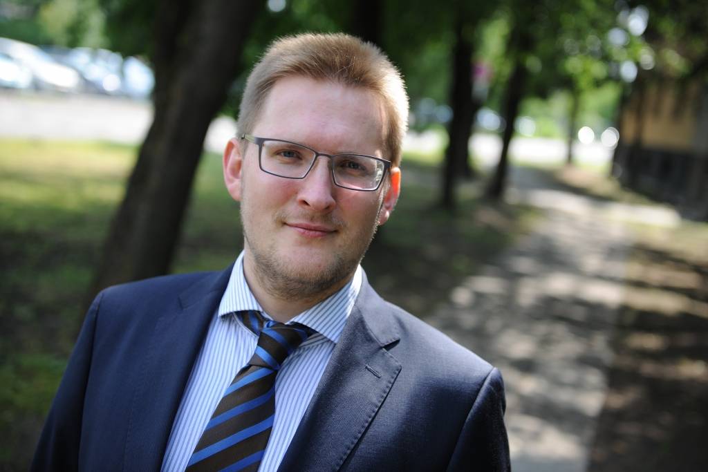 Mēkons: politikā ienākusi tāda kā ģedovšķina