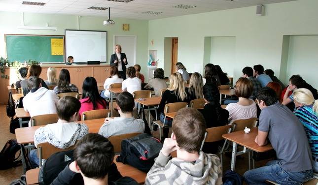 Publisko skolu reitingu; Lejaskurzemē visaugstāk Aizpute