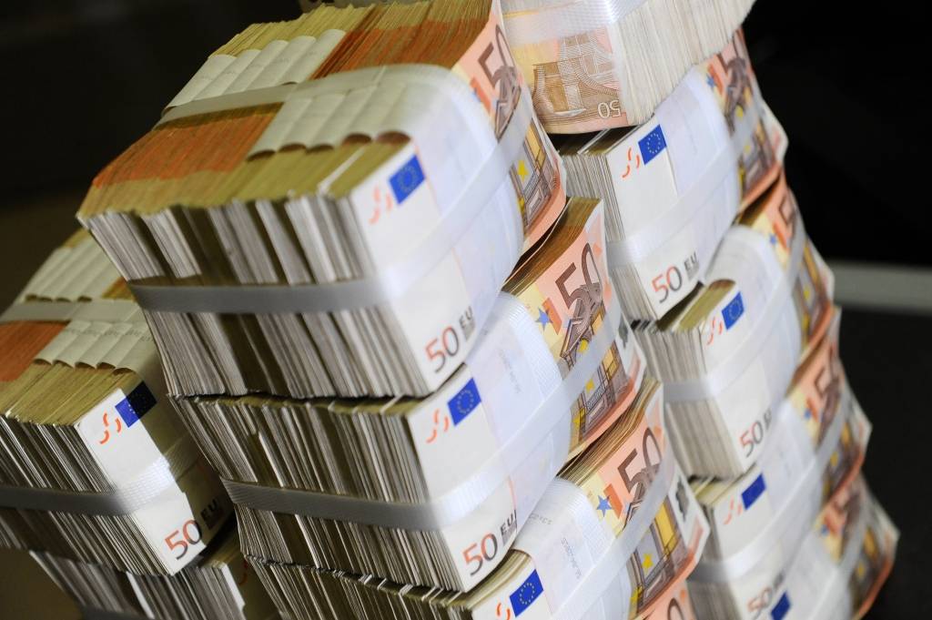 Kopš Latvijas pievienošanās eirozonai naudas viltotāji iepludinājuši gandrīz 80 000 eiro