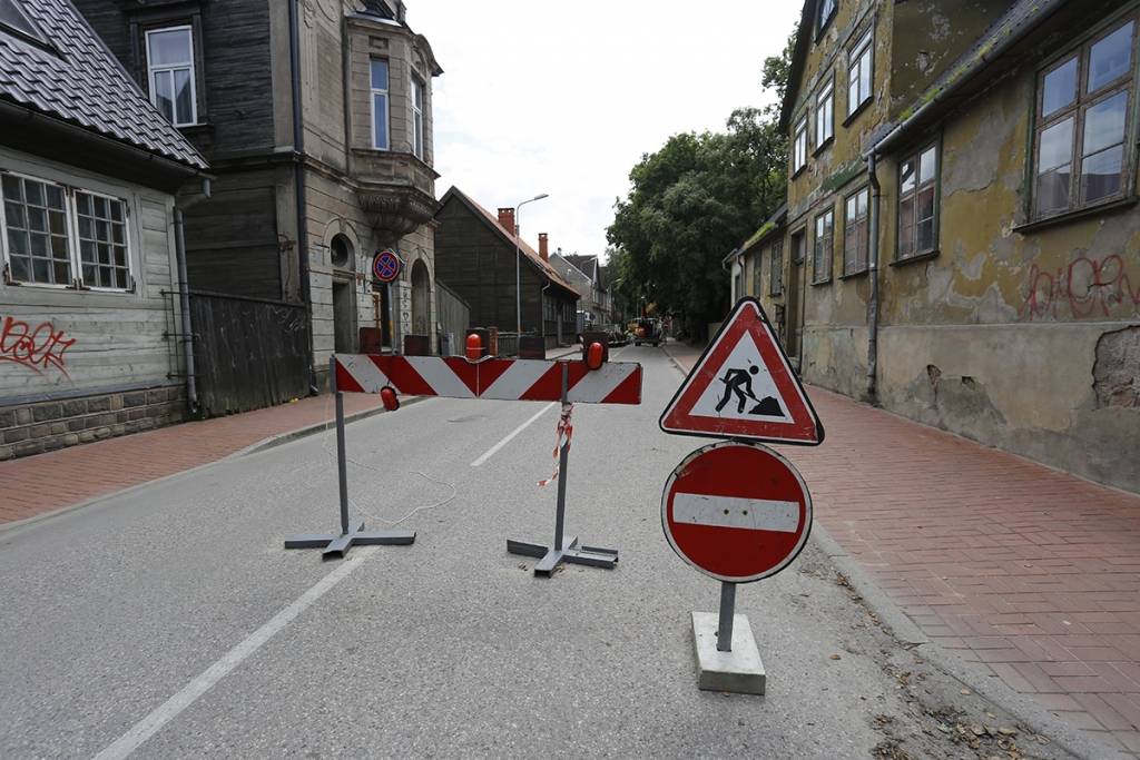 Slēgta satiksme Bāriņu ielā