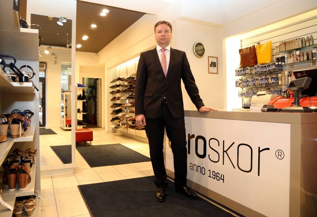 Apavu tirgotājus sagaida spriedze un asa konkurence