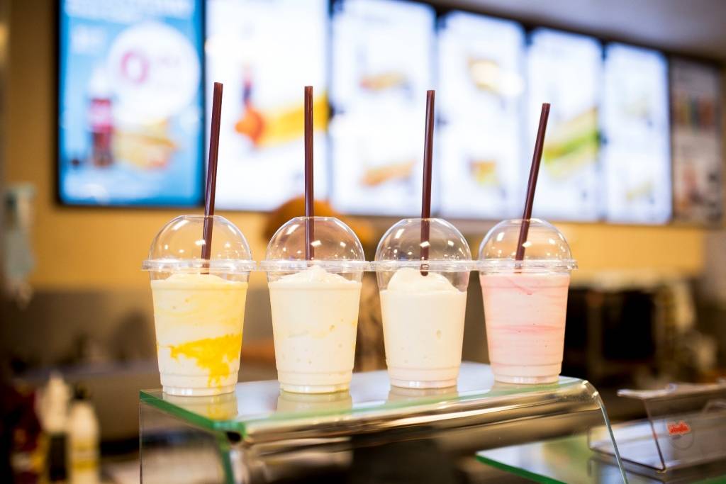 Statoil investējis 200 000 eiro saldējuma kokteiļu pašapkalpošanās automātos