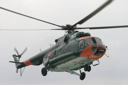 Liepājā ar helikopteru no kruīza kuģa nogādā sasirgušu tūristi