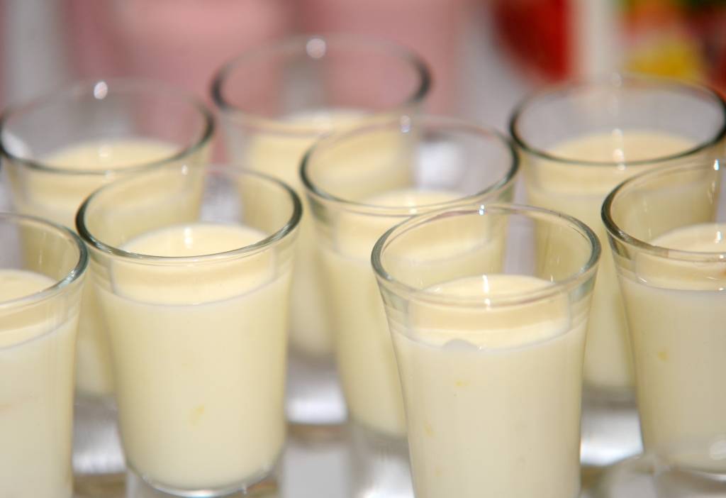 Food Union krasi samazina piena iepirkuma cenas; zemnieki steigšus meklē citu uzpircēju
