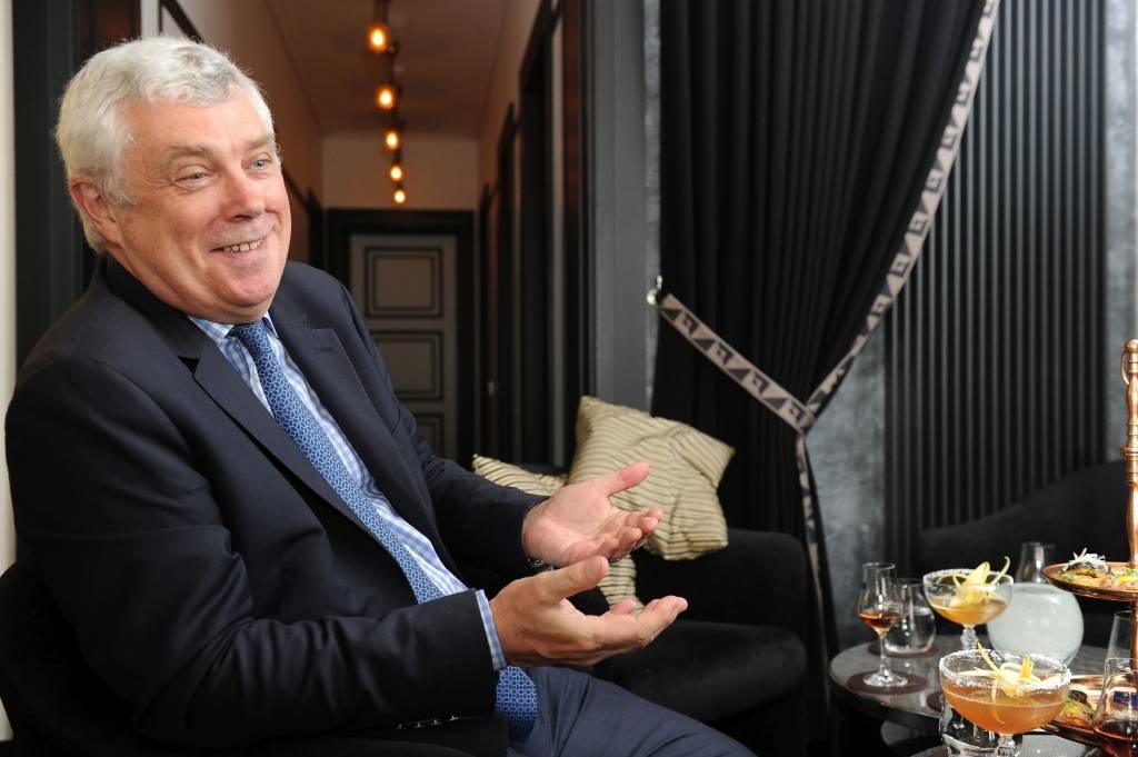 Martell zīmola vēstnieks: lieciet rumu mierā un lietojiet konjaku!