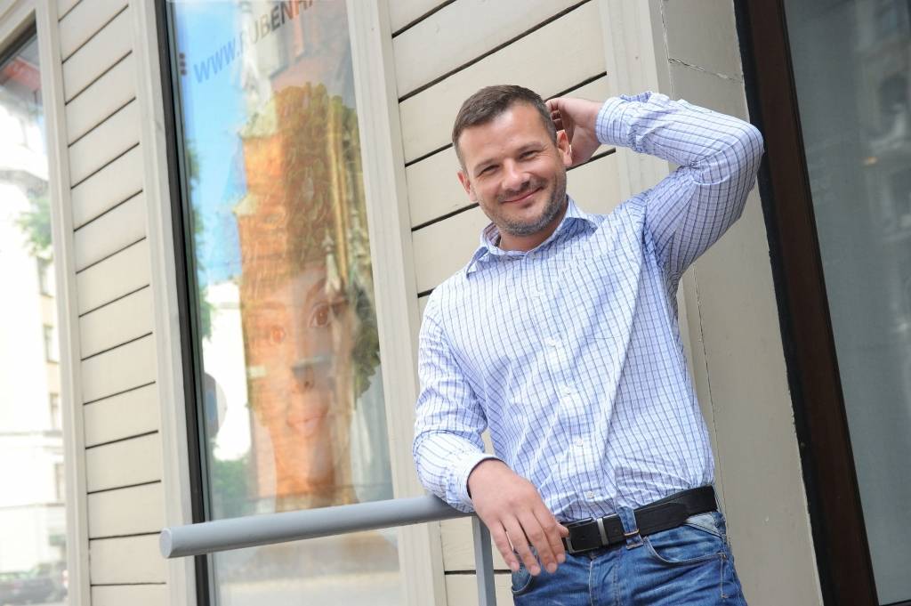 Veselības bizness: Matu transplantācija uzņem apgriezienus