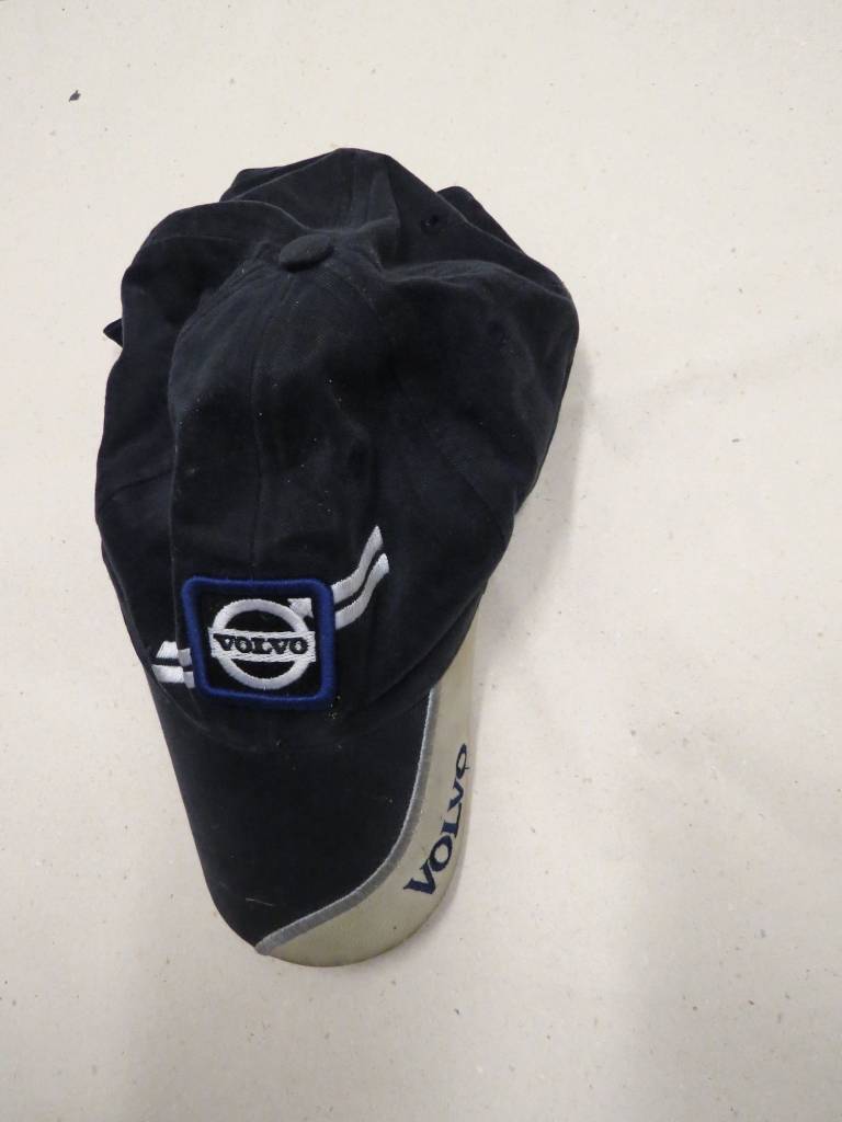 Liepājā policija lūdz sniegt noderīgu informāciju nogalināta vīrieša lietas izmeklēšanā (brīdina - nepatīkami skati)