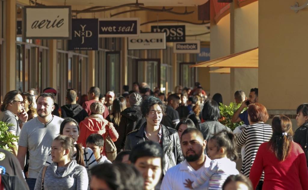 ASV ekonomikas dati patīkami pārsteidz