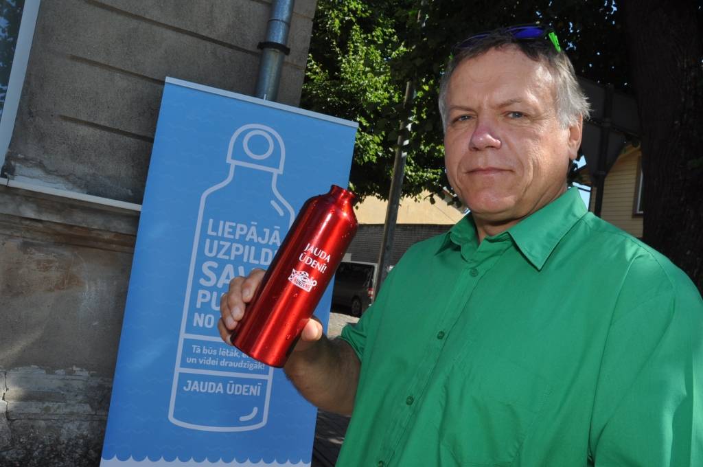 FOTO: Arī rallisti iestājas par videi draudzīgām pārmaiņām