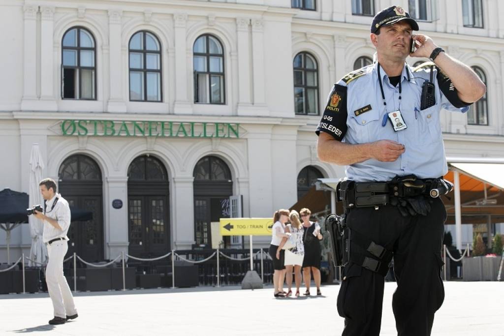 Oslo Universitātē pēc apšaudes atrod iespējamu spridzekli