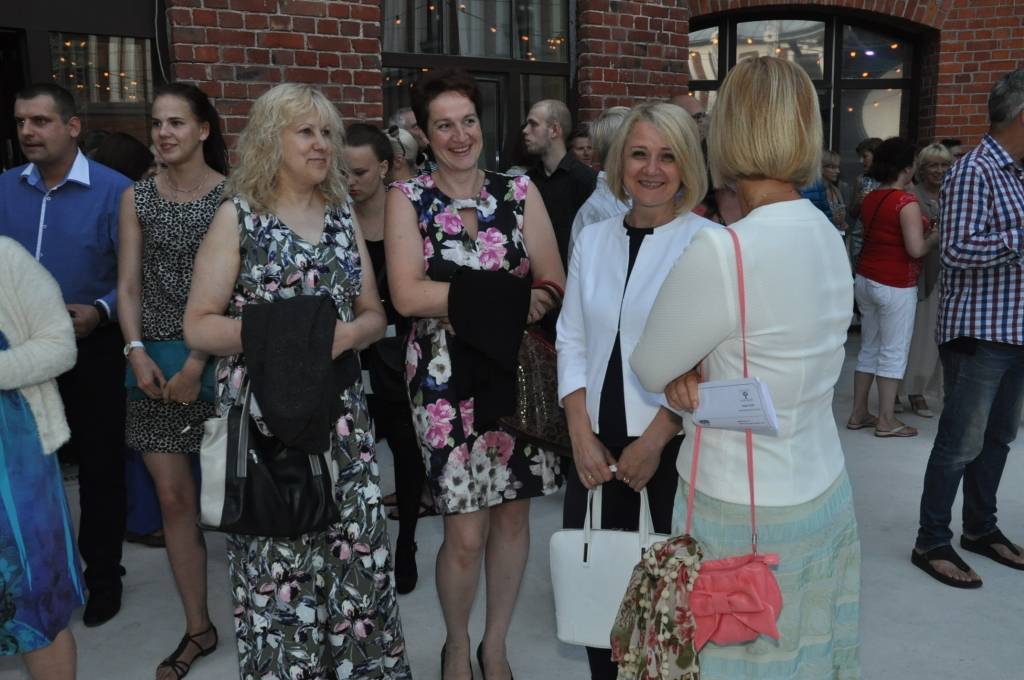 FOTO: Sākas mākslas forums "Atklāj savu dzintaru!"