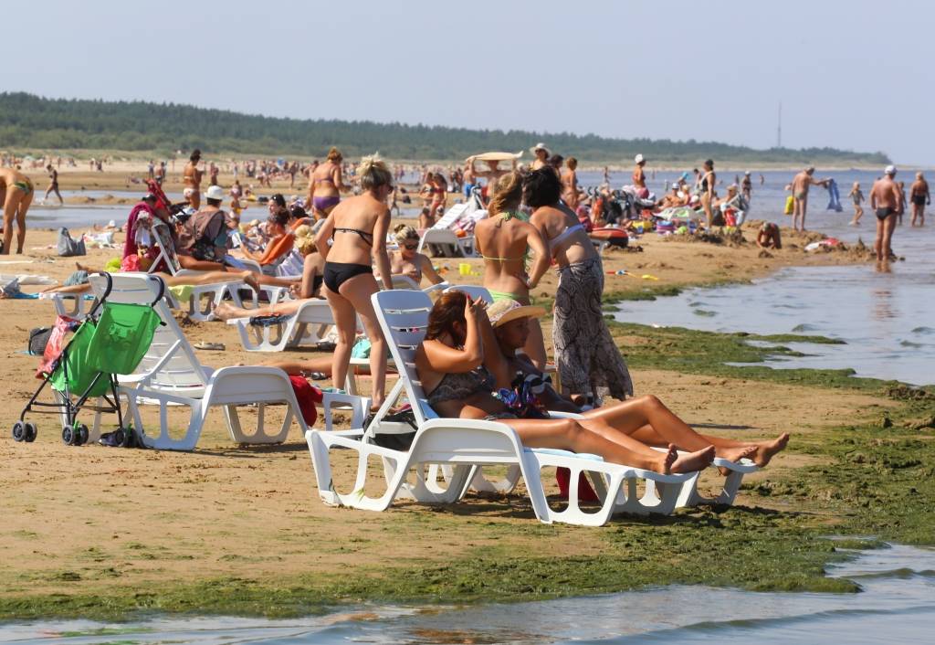 Kā izvairīties no infekcijām publiskās peldvietās