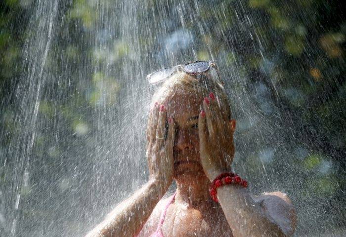 Visu nedēļu būs vasarīgs, brīžiem karsts laiks