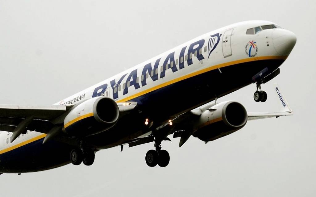 Ryanair apsver iespēju mainīt darbības stratēģiju