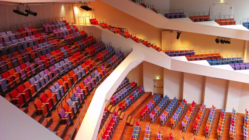 Pieņem ekspluatācijā Liepājas koncertzāli