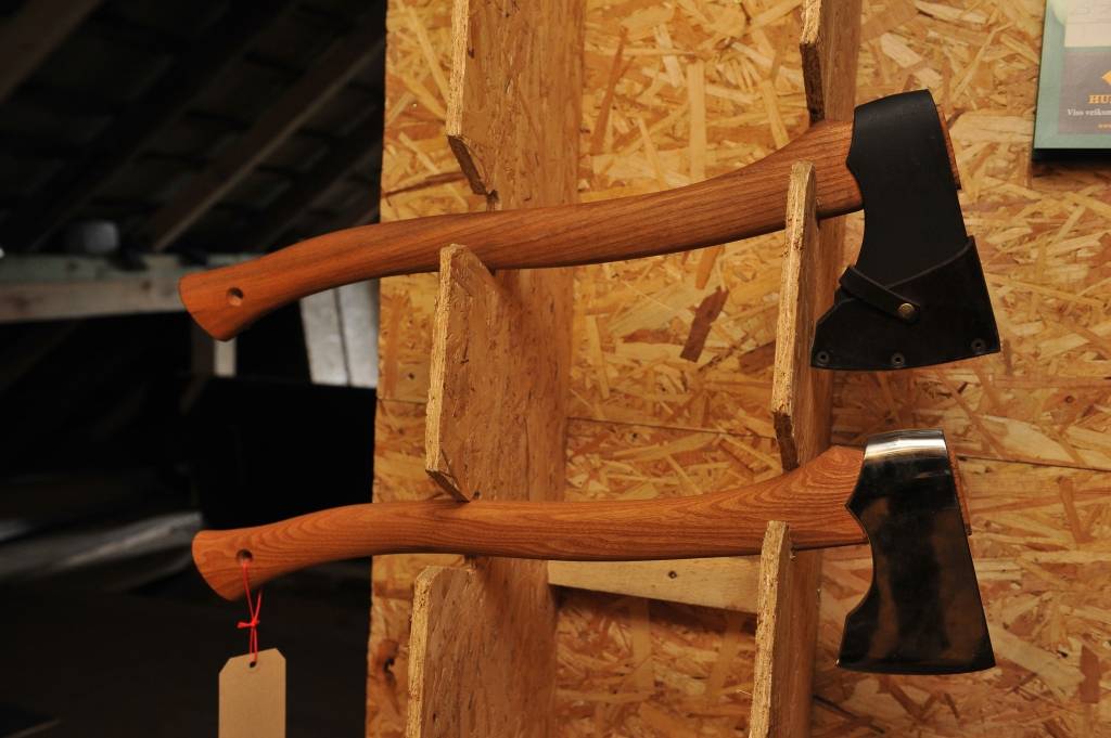 Kā top?: Autine Tools cirvji