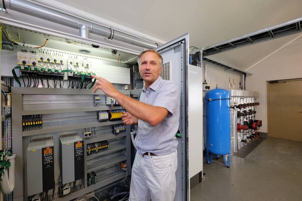 Rēķinām, cik maksā elektrība uz litru alu un govi 