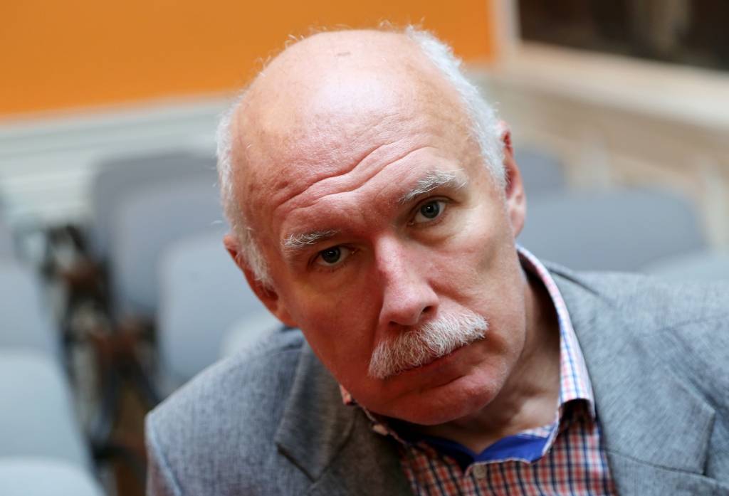 Apinis: Bēgļi, infekciju slimību apdraudējums un vakcinācija