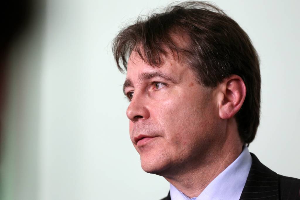 Magonim naudu devušais Osinovskis: Es ļoti pārdzīvoju par Uģi