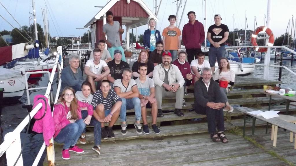 Topošie stūrmaņi apgūst burāšanas prasmes Ķīlē