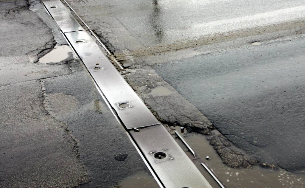 Matīss: Nedrīkst palielināt transporta nodevu un akcīzi degvielai nepalielinot finansējumu ceļiem