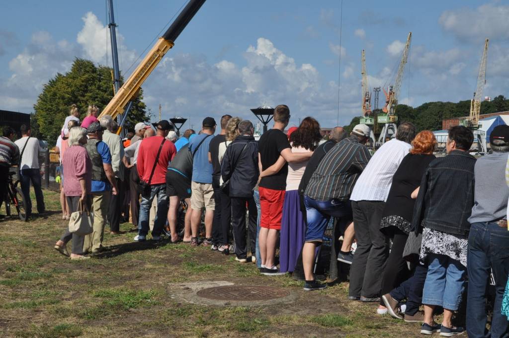 FOTO: "Ātruma festivāls" rit pilnā sparā