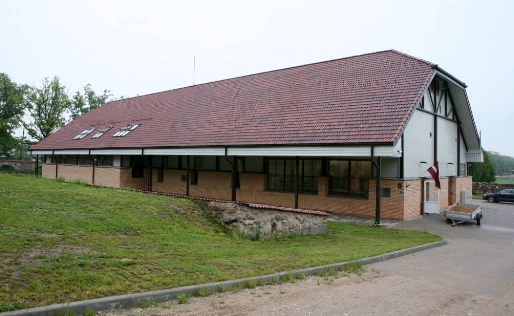 Valmiermuižas alus  zelteru izgatavošanai iepirks 20 tonnas ogu un augļu