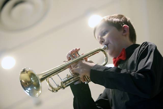 FOTO: Izskan koncerts "Džeza elpa vēju pilsētā"