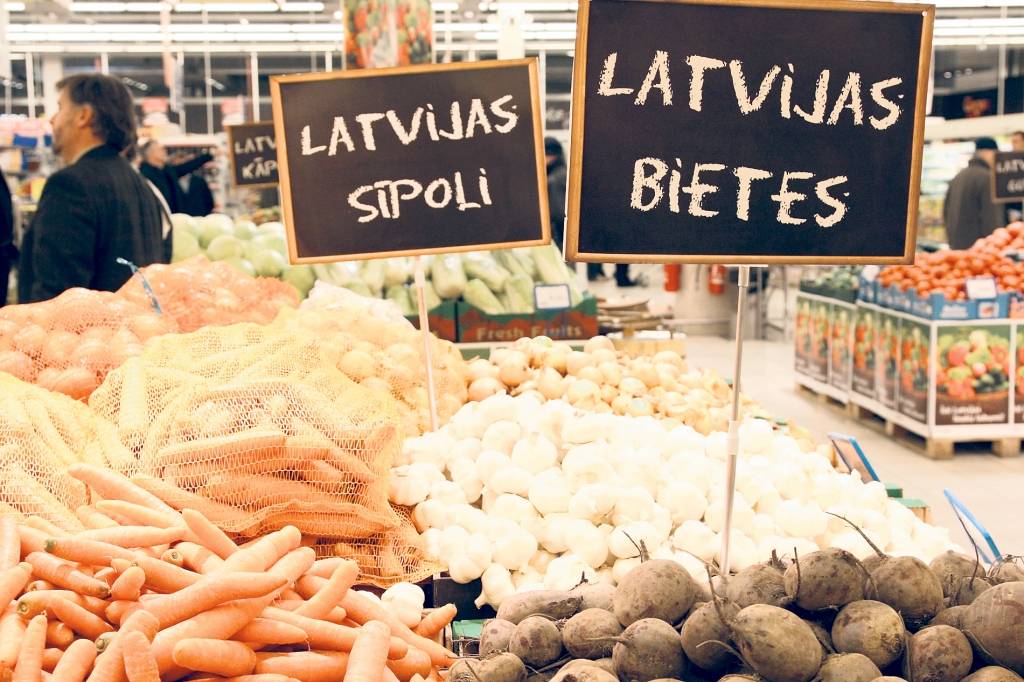 Kaimiņi uztur zemas cenas 