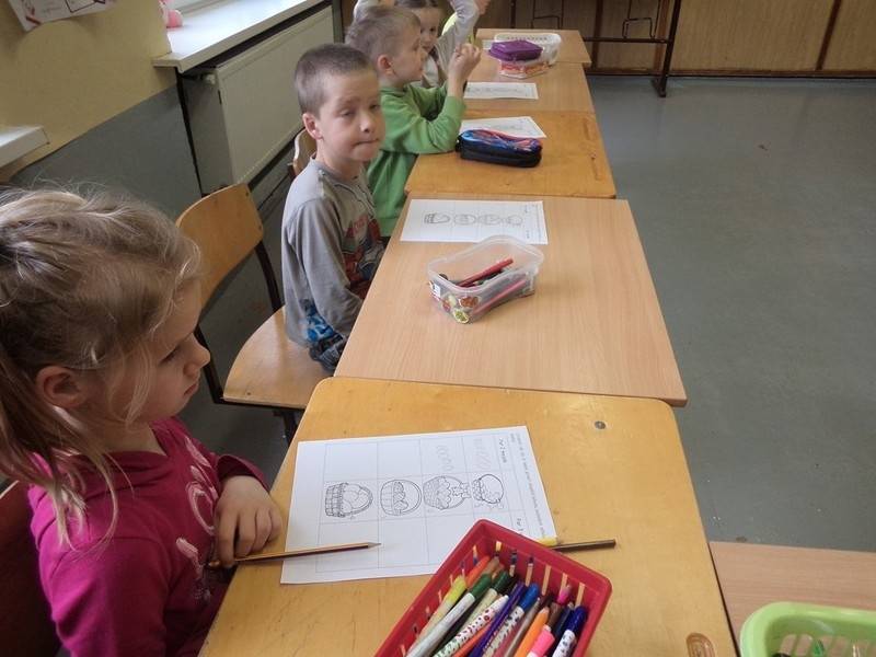 Pirmklasnieku vecāki aicināti saņemt skolas pabalstu bērniem