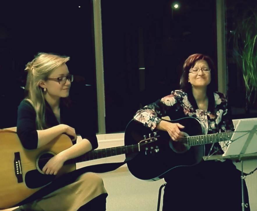 "Kursas Putnos" uzstāsies Anna un Agrita Gruzdiņas