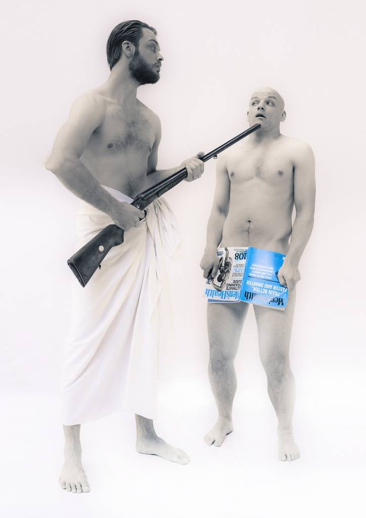 Pirmizrādi piedzīvos komēdija "Divi kaili vīrieši"