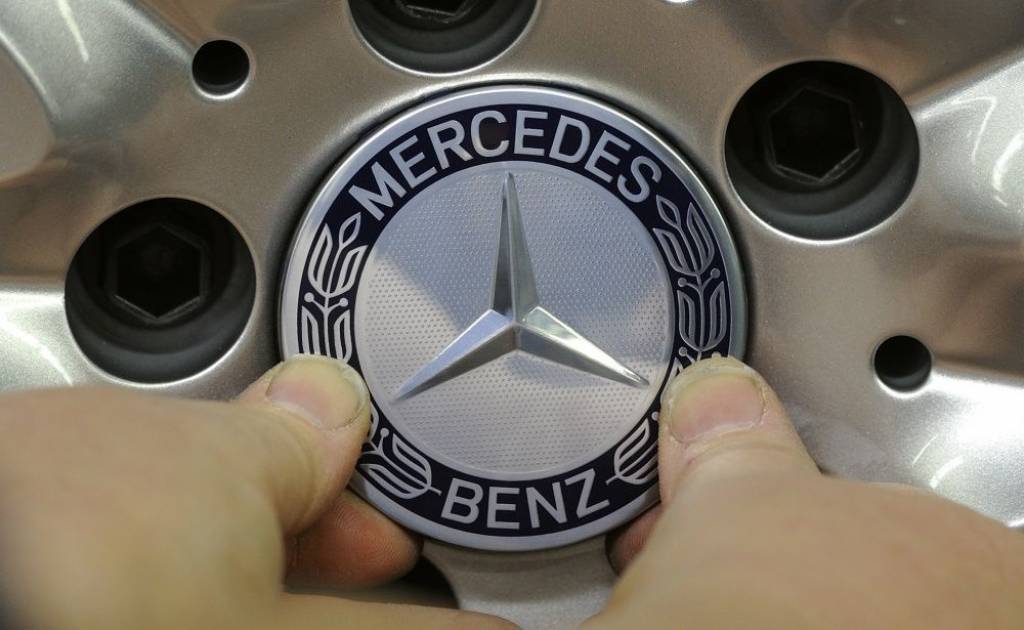Spilgts citāts: Daimler vadītājs Dīters Cetče par bēgļiem