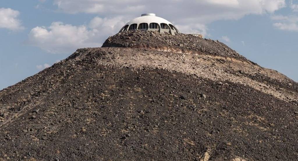 Viens no neparastākajiem nekustamā īpašuma piedāvājumiem pasaulē - Vulkāna māja
