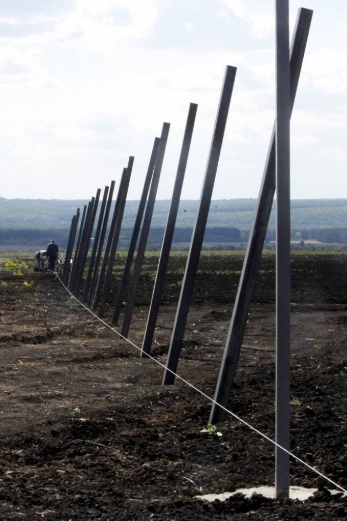 Krievija pie Ukrainas robežas būvē milzīgu armijas bāzi