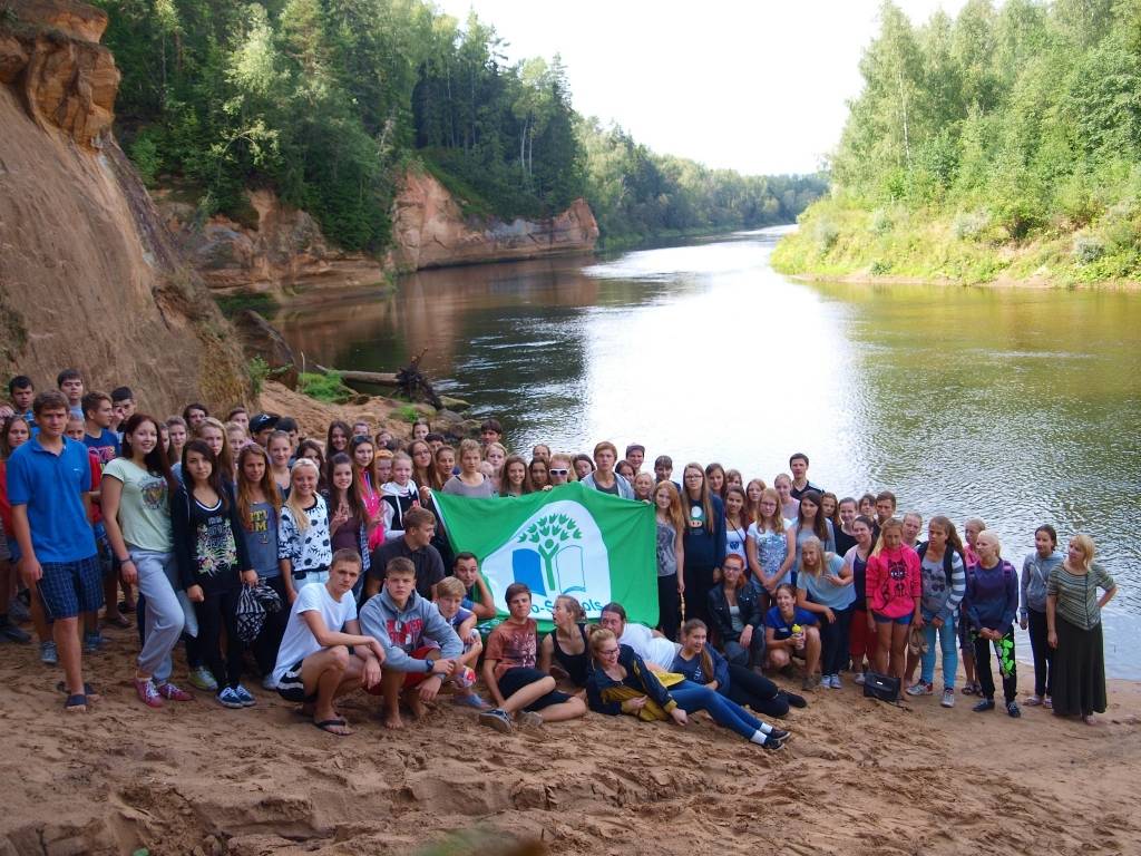 Ekoskolu zaļais karogs plīvos arī Liepājas un apkaimes skolās