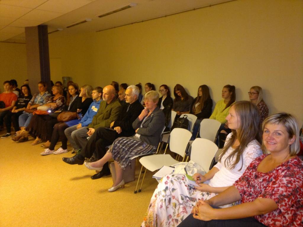 Dzejas studija par Raini