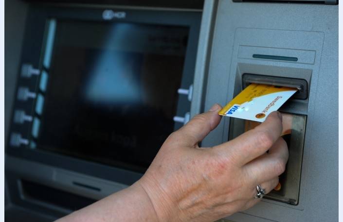 Sākas jauna kārtība norēķiniem internetā ar Swedbank kartēm