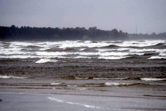  Kurzemē vējš brāzmās sasniegs 22 metrus sekundē